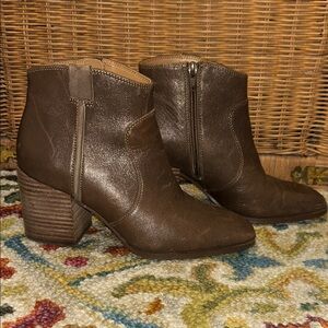 Vionic Dark Brown Ankle Boots